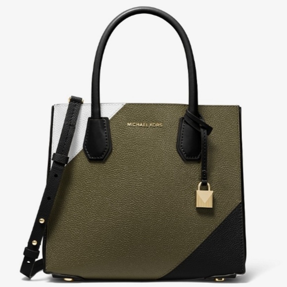 MICHAEL KORS

Mercer Medium Leather crossbody - Picture 3 of 4